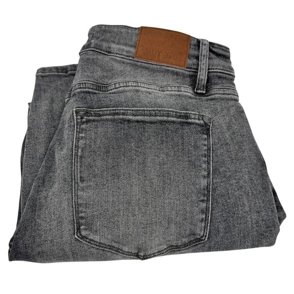 Judy Blue Jeans Womens 18W Slim Fit Gray Denim Stretch Faded Wash 27" Inseam - Picture 1 of 9